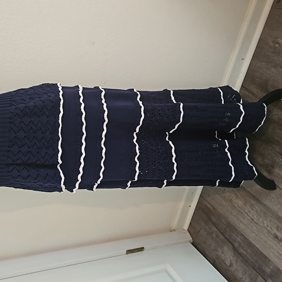 Modcloth Crochet Skirt - Picture 5 of 13